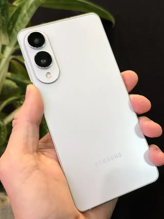 Most Stylish Phone: Galaxy