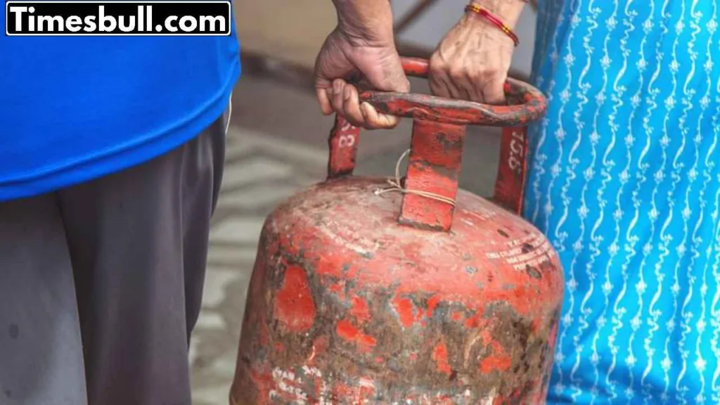 PM Ujjwala Yojana– Want to get free gas cylinder? you must have these documents