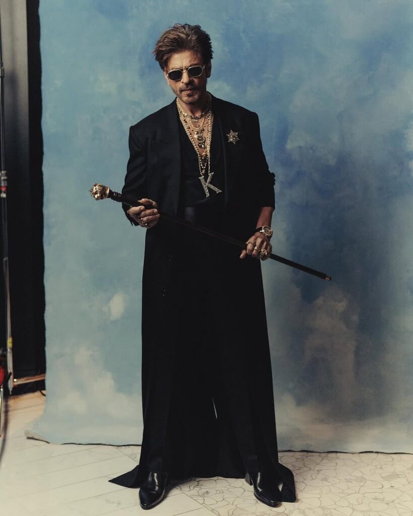 SRK at Met Gala 2025 – See Shah Rukh Khan Stunning Look in Sabyasachi Outfit