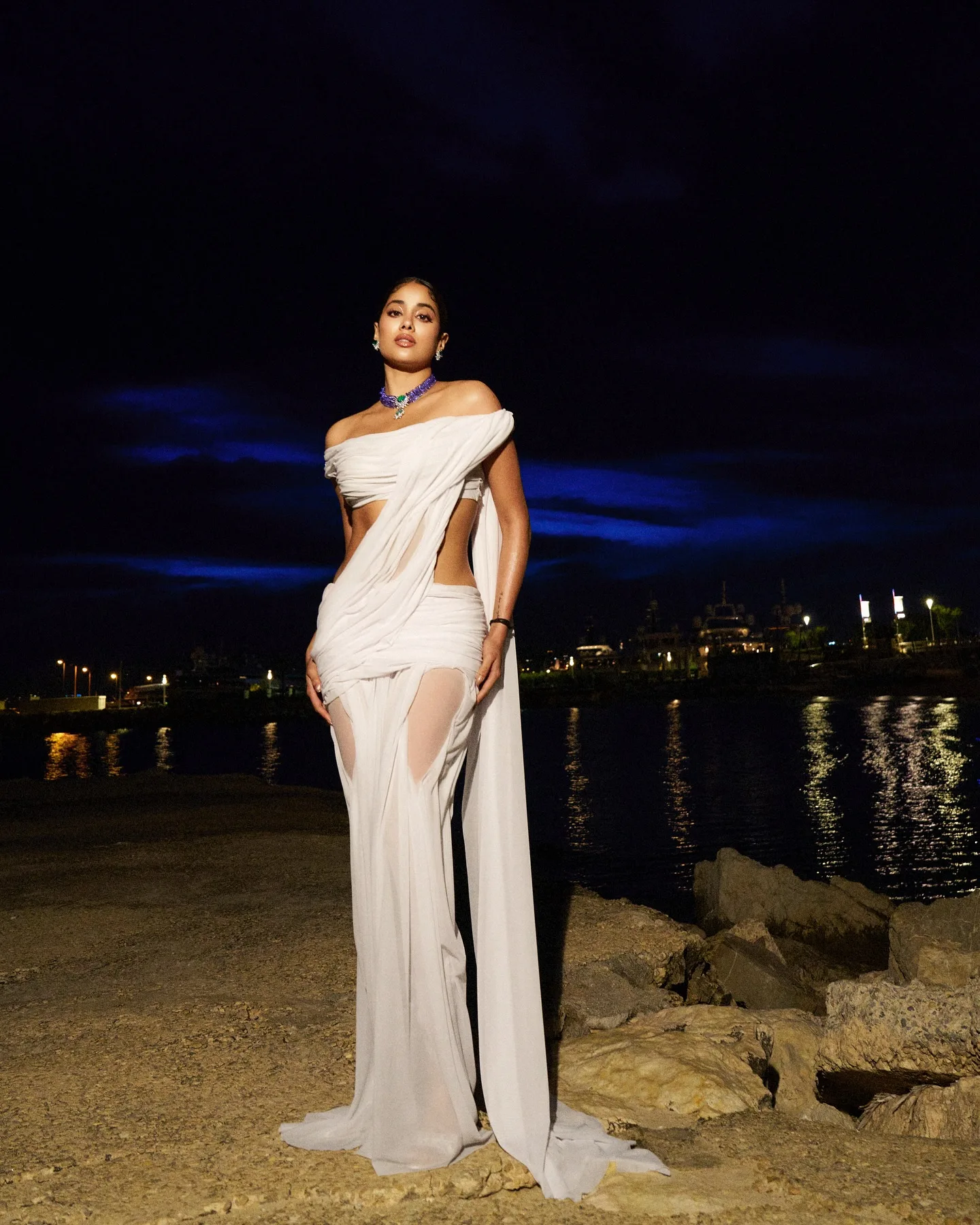 Janhvi Kapoor Stuns in Off-Shoulder White Saree, See KIiller Photos - Timesbull
