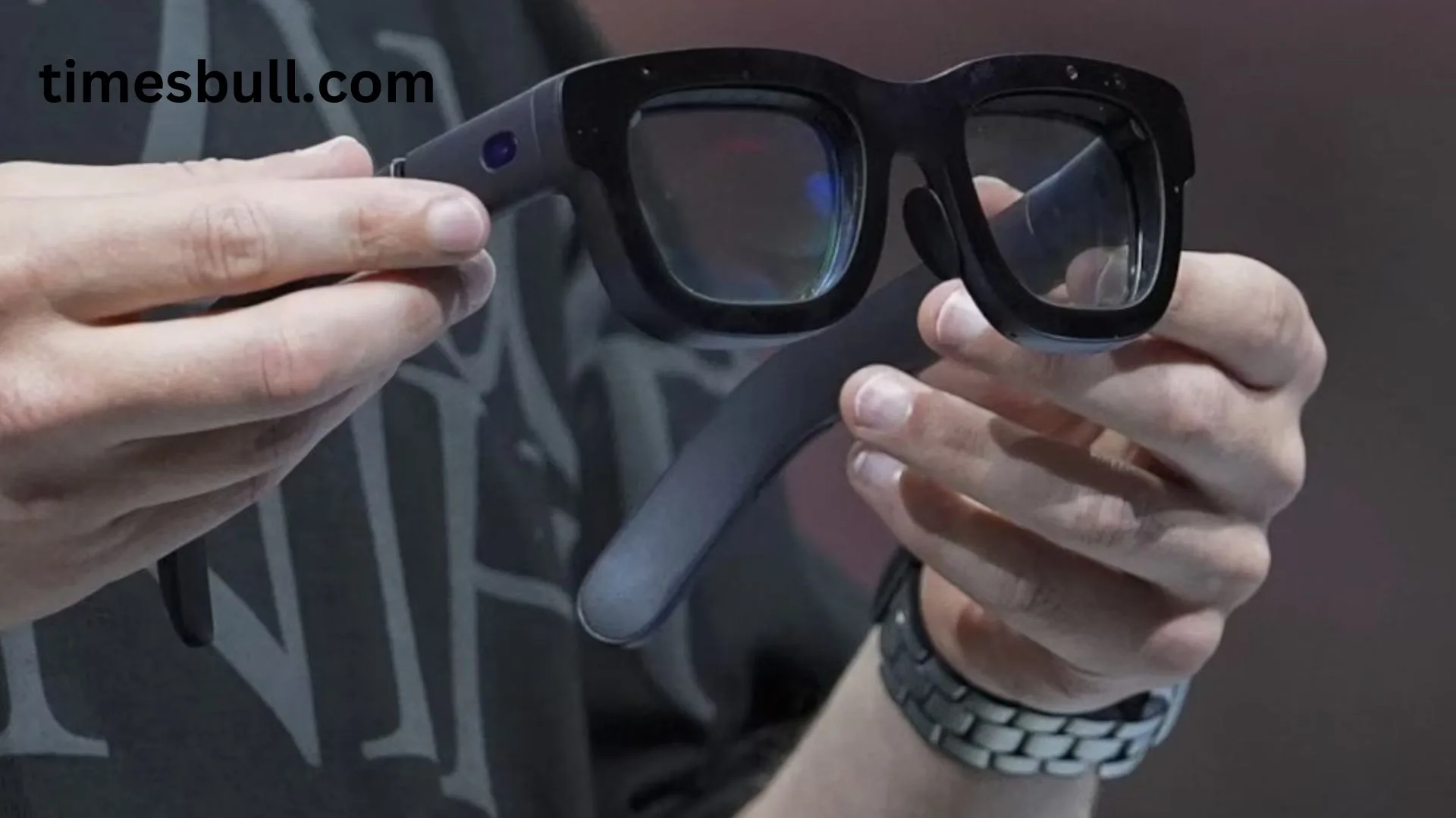 Ray-Ban launches Meta AI-enabled