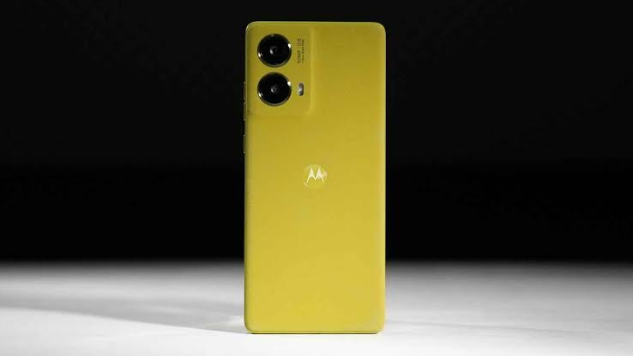 Moto G85 5G available