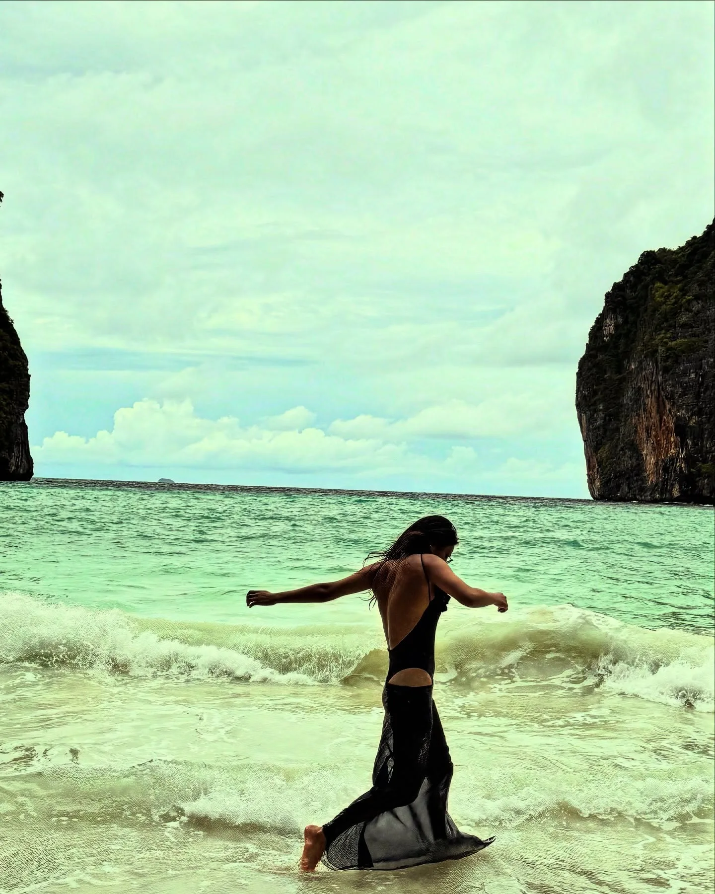 Nia Sharma Thailand Photos –...