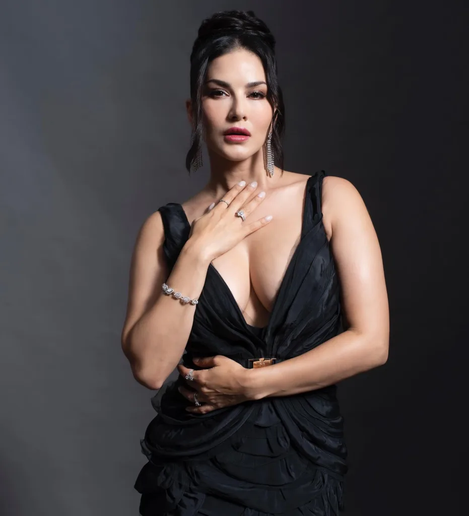 Sunny Leone Birthday Special – Check Here Glamorous & Stunning Killer Photos