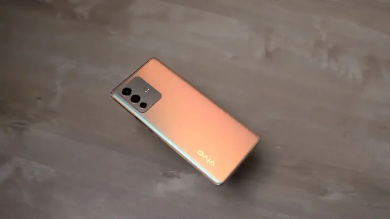 Best dual selfie camera phones under Rs.35,000 with strong specs