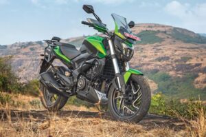 Bajaj Dominar 400 : A Power-Packed Cruiser for Every Kind of Rider