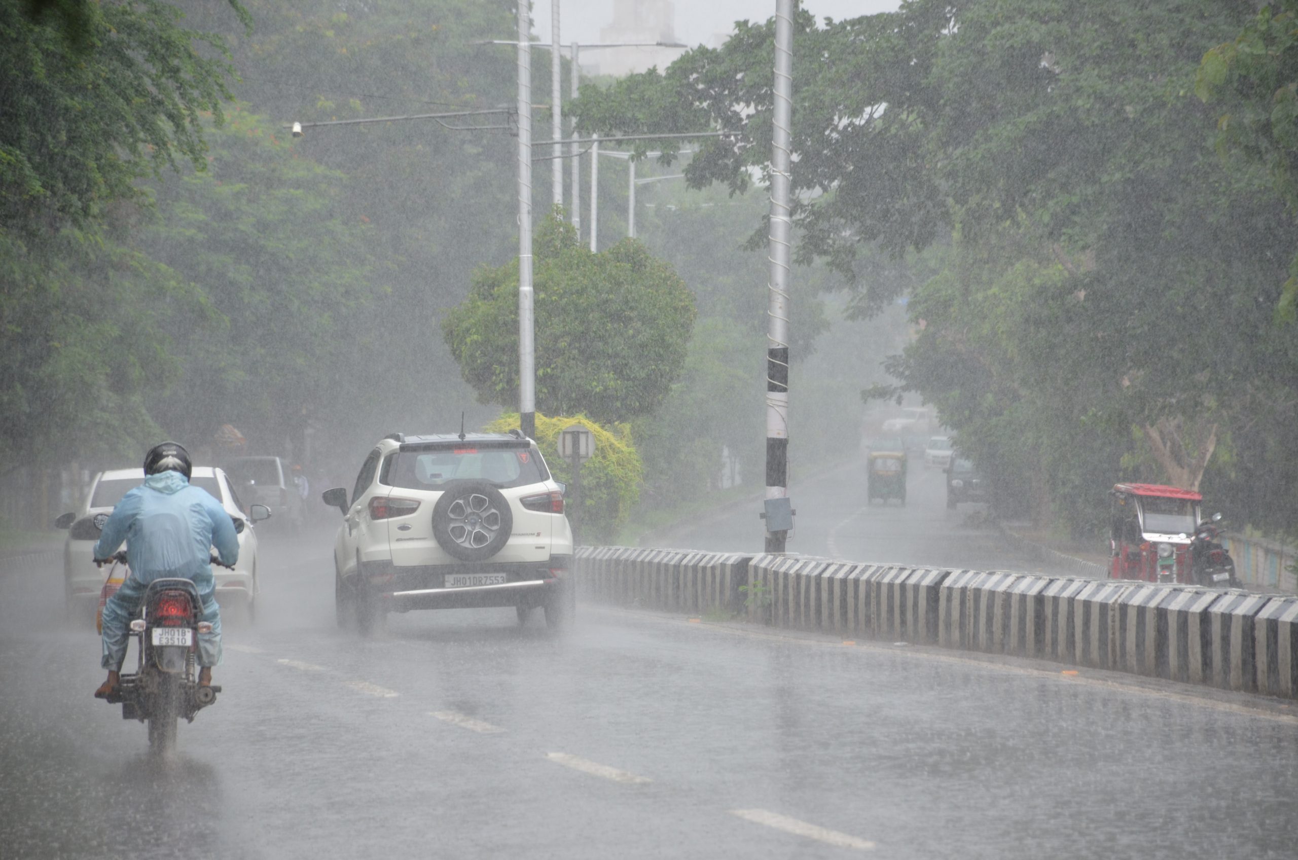 Mumbai Severe Rainfall Alert; Flooding...