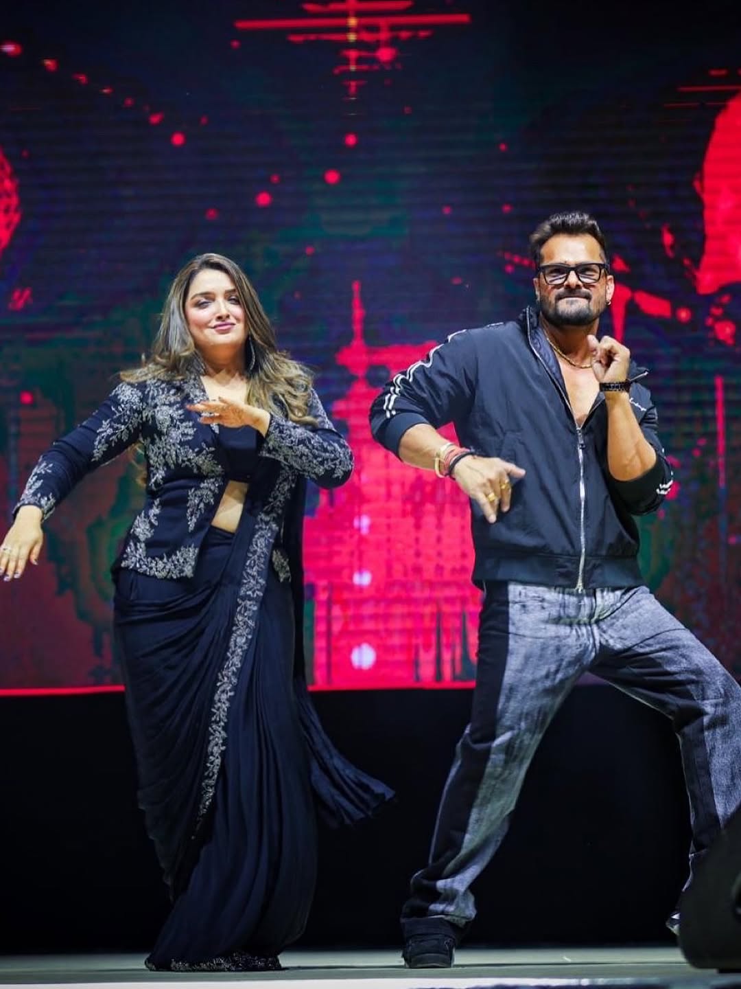 Bhojpuri Actress Aamrapali Dubey Bold...