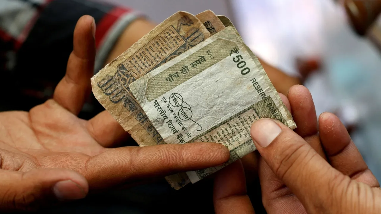 8th pay commission money