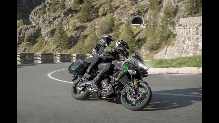 Big Discount on Versys Series and Ninja ZX-10R Kawasaki Giving Up to ₹1 Lakh Off
