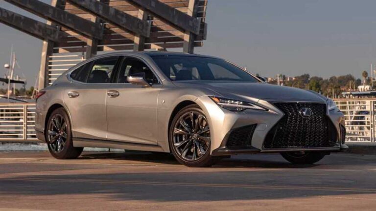 Only 500 units of this final Lexus V8 sedan to be sold then it’s gone forever