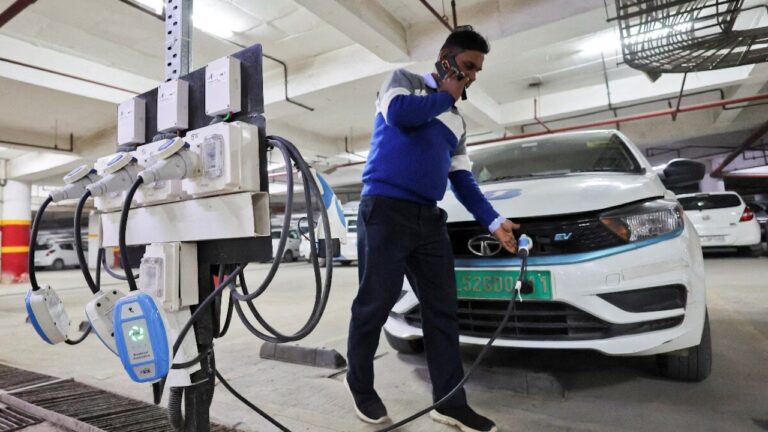 Govt Launches EV Manufacturing Scheme Companies May Get 15 Percent Import Duty Cap