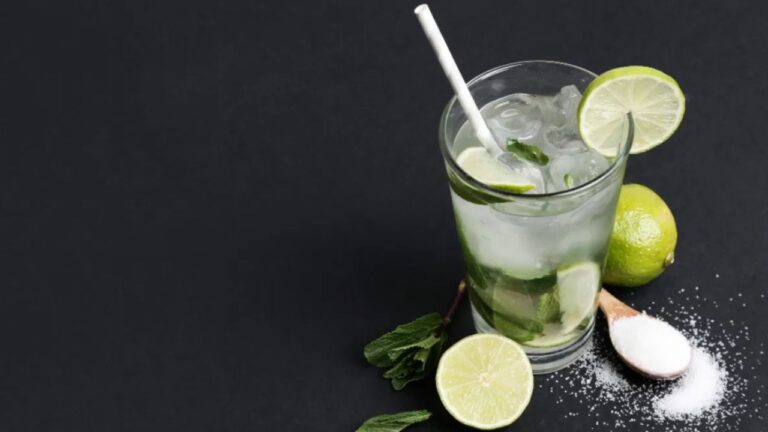 घर पर बनाएं बाजार जैसी शिकंजी – गर्मी में ठंडक का सबसे आसान उपाय