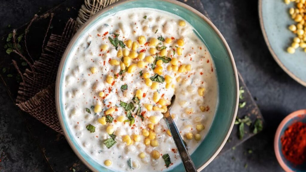 UP’s famous Sannata Raita : बूंदी और दही का बेमिसाल स्वाद