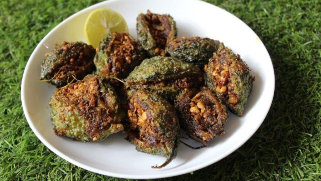 भरवां करेला रेसिपी: हफ्तों तक चलने वाली यह स्वादिष्ट सब्जी डायबिटीज के मरीजों के लिए है फायदेमंद