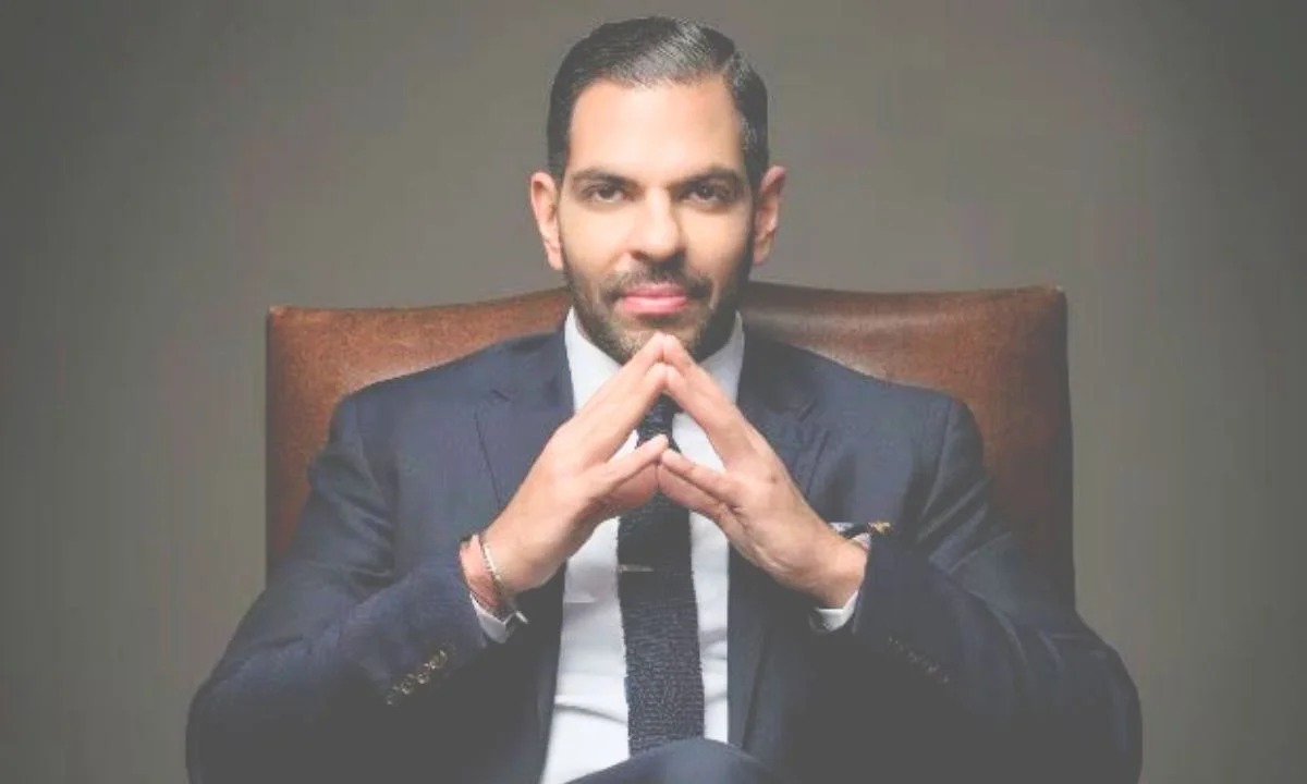 Karisma Kapoor Ex-Husband Sanjay Kapoor...