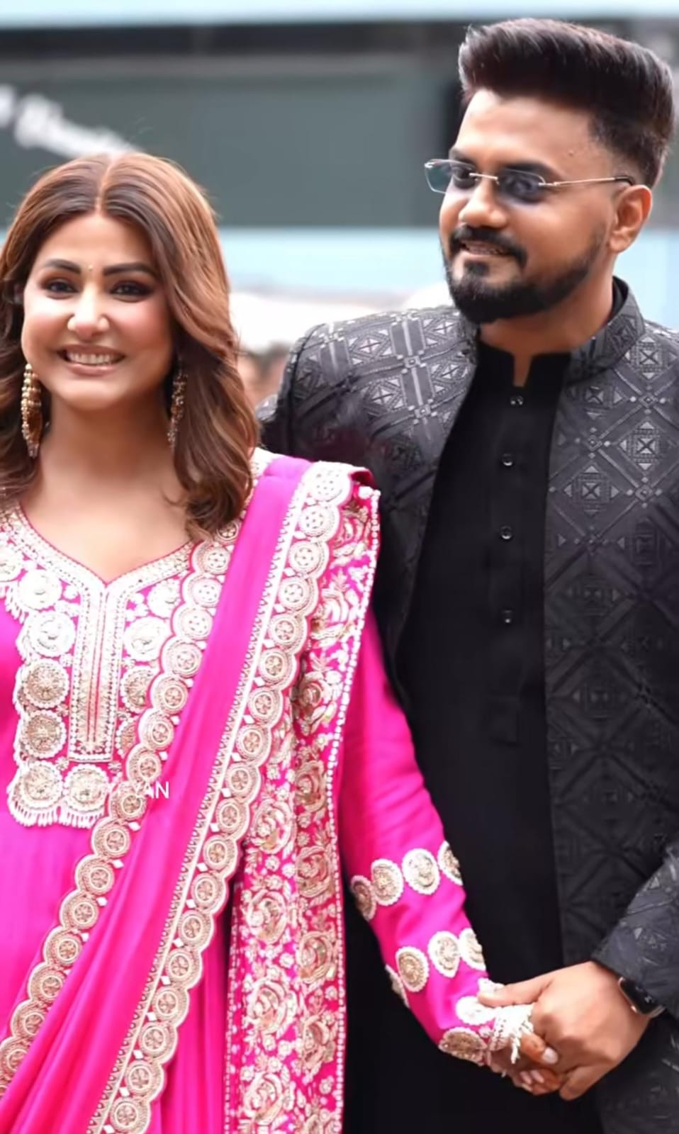 Is Hina Khan Pregnant? Fans...