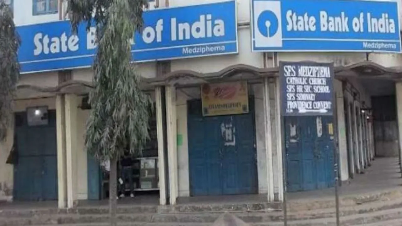 Bank Close