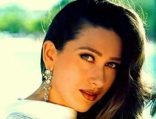 Karisma Kapoor Untold Story –...