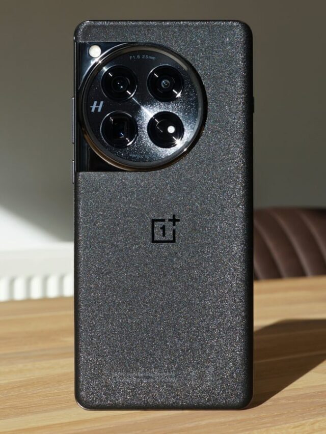 OnePlus 12 price drops to ₹51,998!