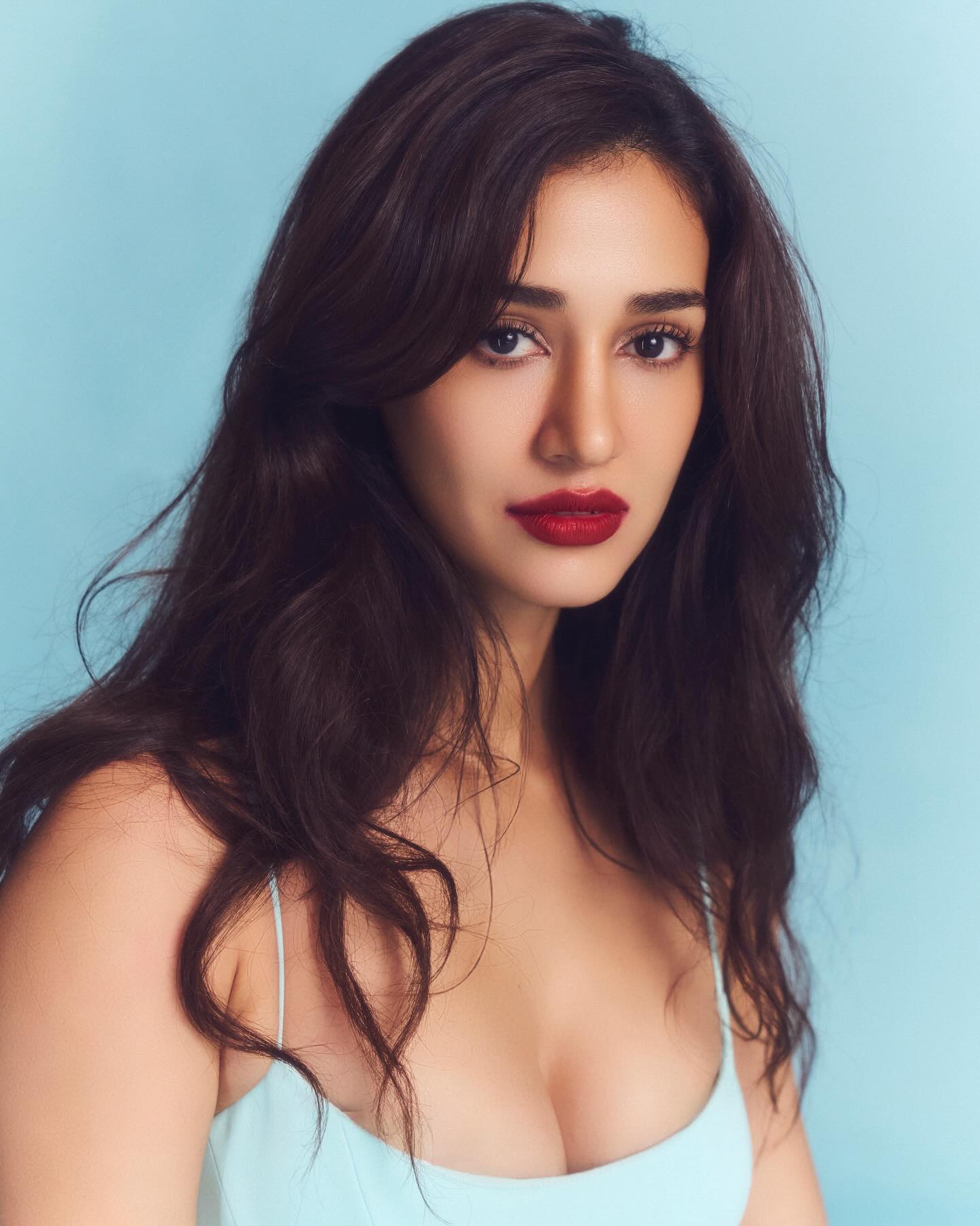 Disha Patani Latest Sizzling Photoshoot...