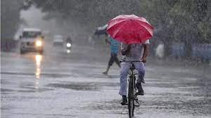 Mumbai Severe Rainfall Alert; Flooding...