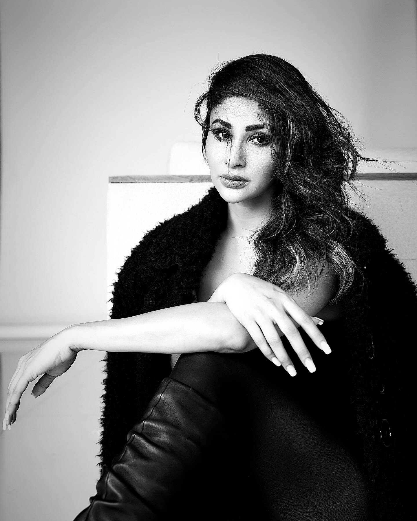 Mouni Roy Stunning New Look...