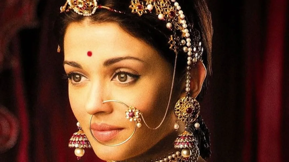 Aishwarya Rai Bachchan carry Real...