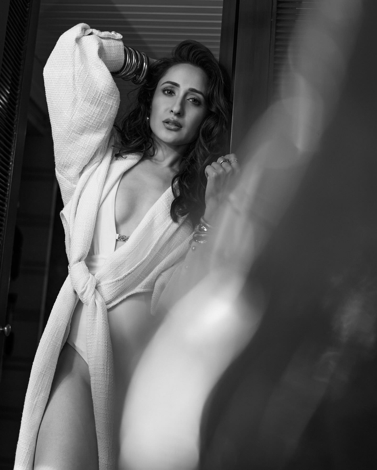 Pragya Jaiswal Flaunts Her Curvy...