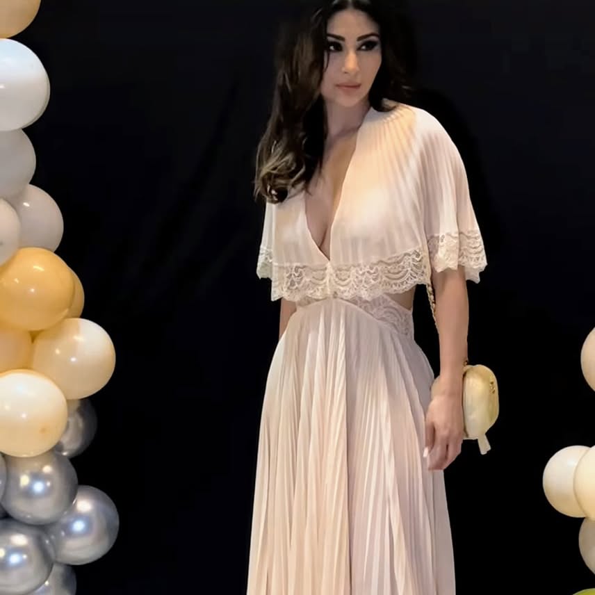 Mouni Roy Latest Glamorous Look...