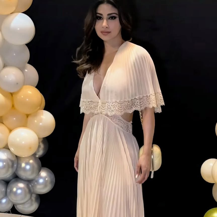 Mouni Roy Latest Glamorous Look...