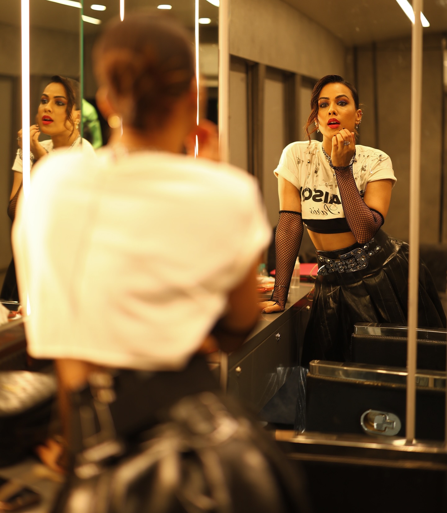 Nia Sharma Glamorous Look –...