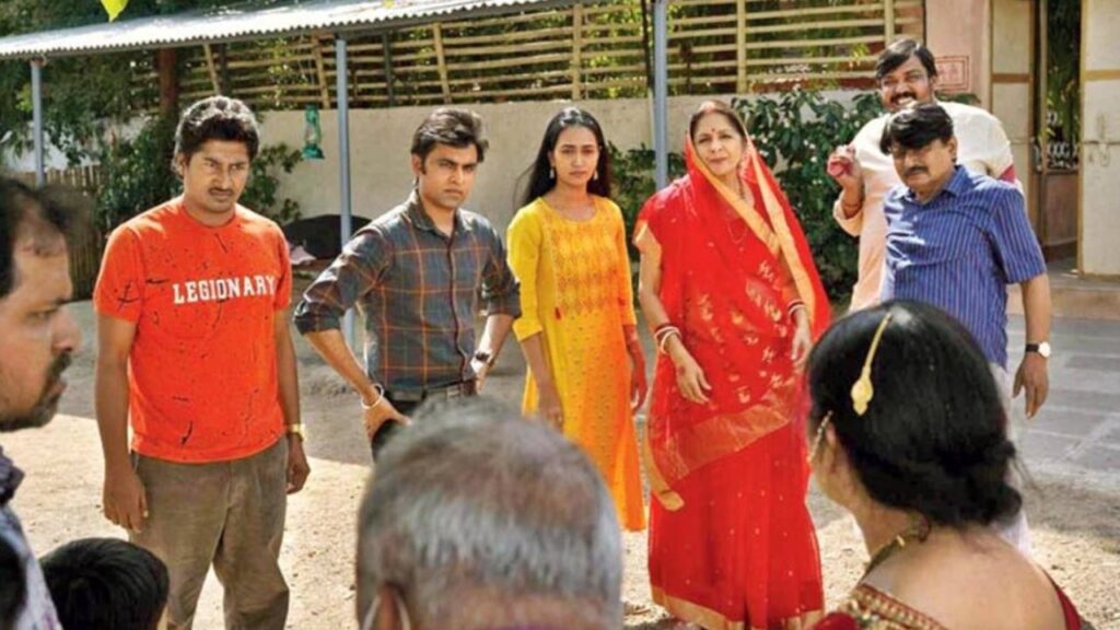 Panchayat 4 Fever: Iconic Dialogues Go Viral, Spark Meme Fest Online