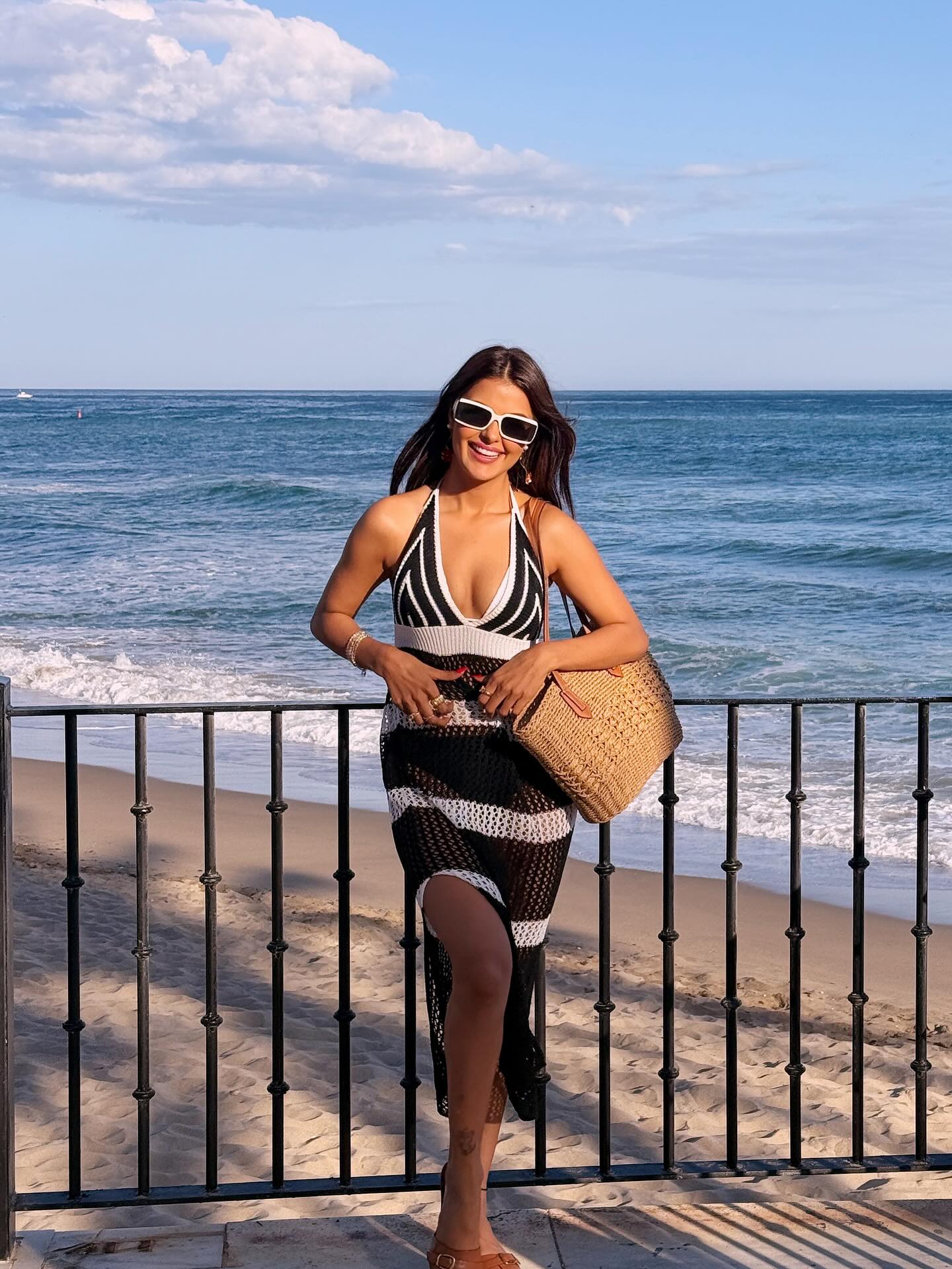 Priyanka Chahar Choudhary Flaunts Glamorous...