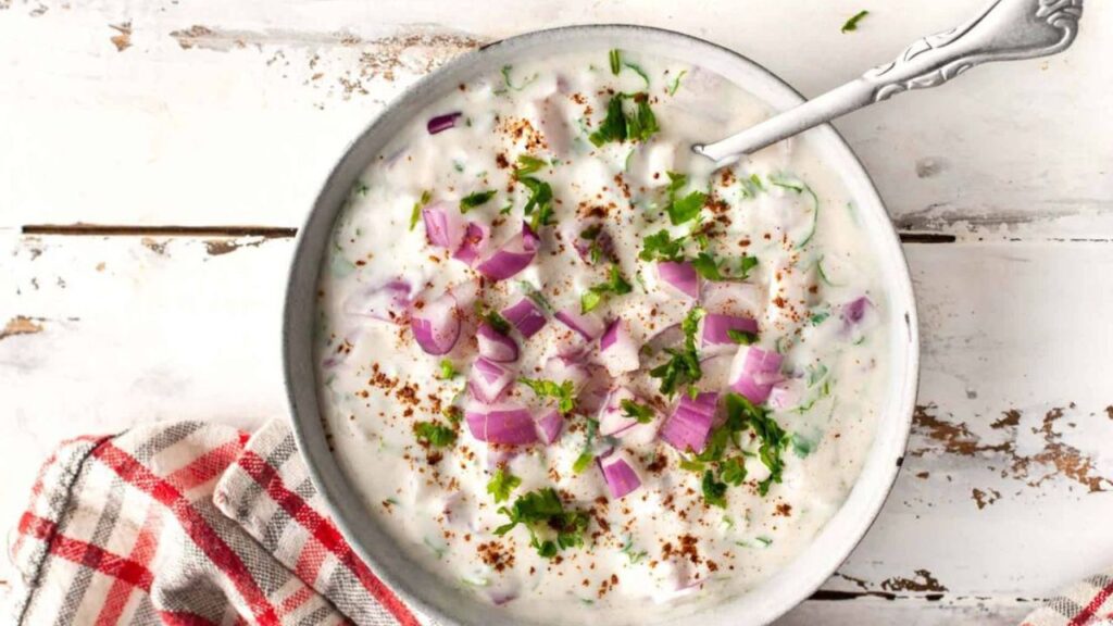 Pink Raita Recipe : चुकंदर वाला यह अनोखा रायता स्वाद और सेहत दोनों से भरपूर