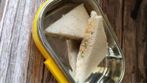 दही-प्याज सैंडविच: बच्चों के लिए हेल्दी और टेस्टी नाश्ता