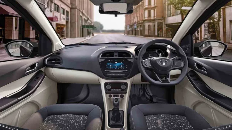 Tata Tiago Becomes ₹55,000 Cheaper This August, Mileage 28Km and Price Starts at ₹5 Lakh
