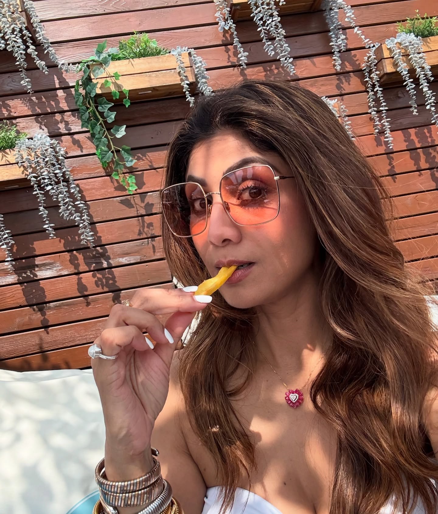 Shilpa Shetty Photoshoot – Actress...