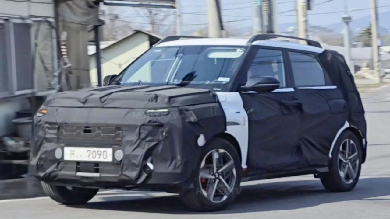 Hyundai Venue 2025: A Compact...