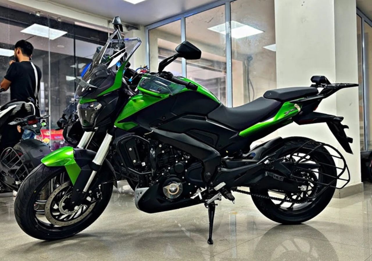 Bajaj Dominar 400 Launched: Power,...