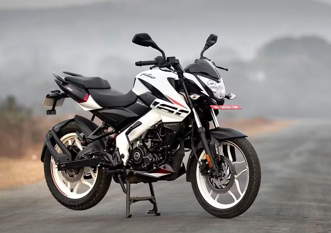 Bajaj Pulsar N160 2025 Review:...