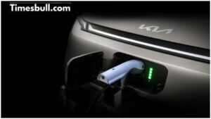 Kia Carens Clavis EV vs Maruti Ertiga: Which One Will Dominate the Market?