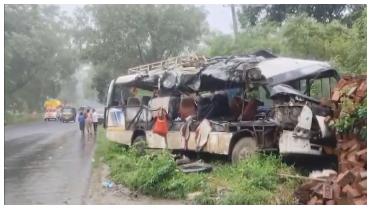 Deoghar Bus Accident – Inside...