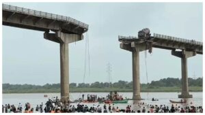 Gujarat Bridge Collapse – Shocking Video of Gambhira Bridge Collapse in Gujarat, Death Toll Rises to 9