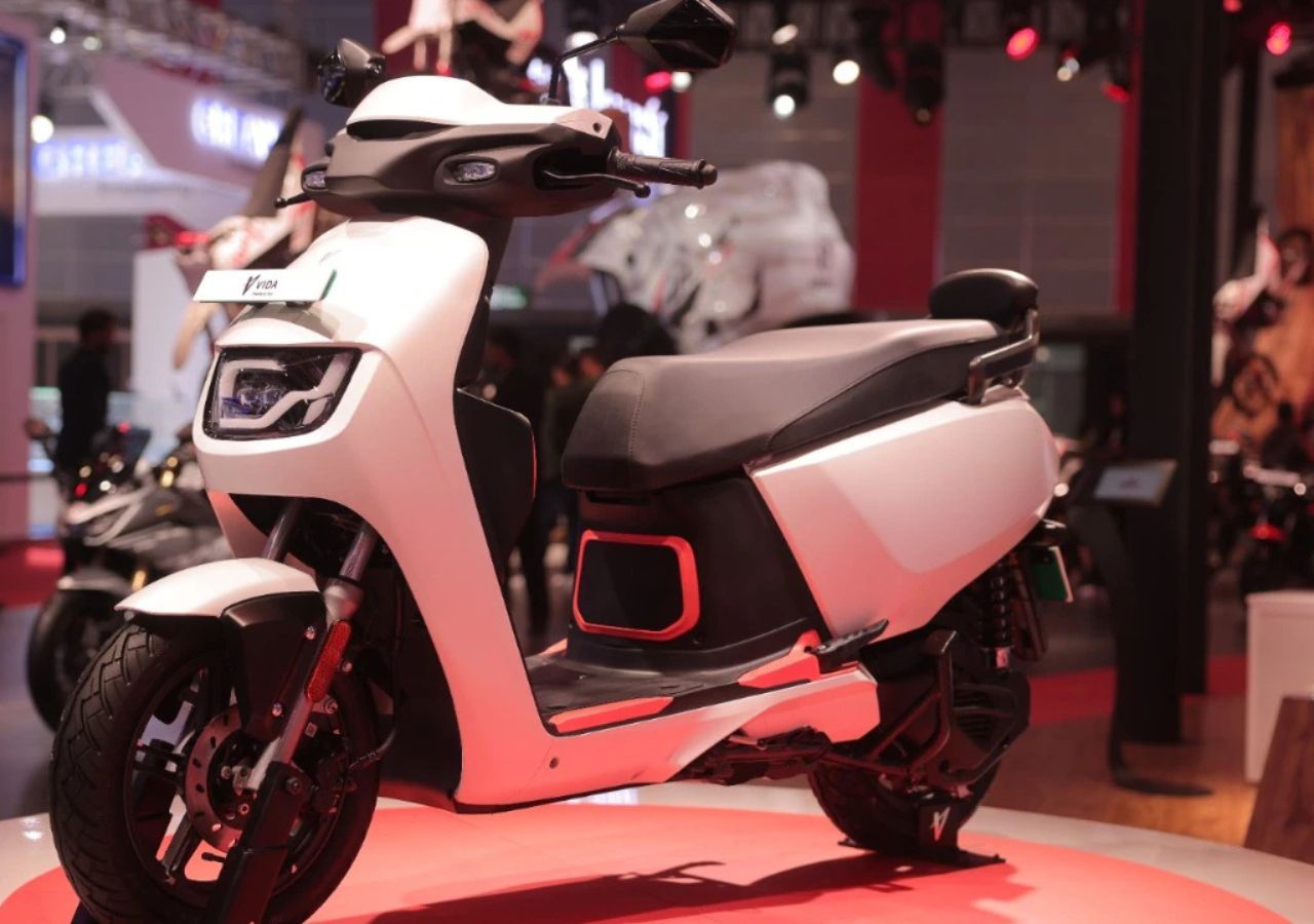 Hero Vida VX2 Electric Scooter:...