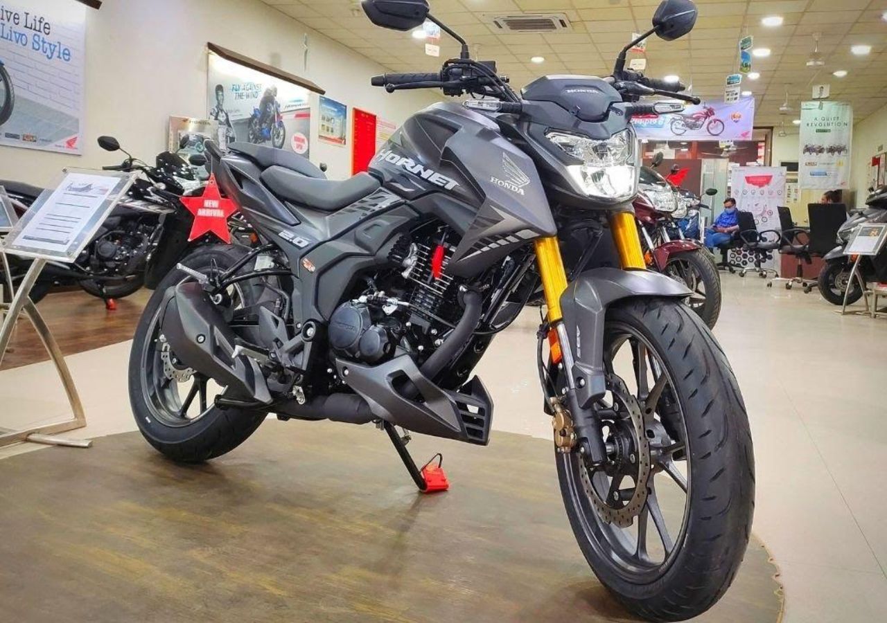 Honda Hornet 2.0 Launched in...