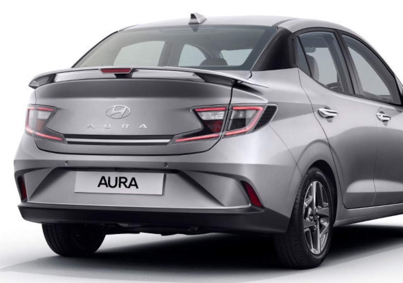 Next-Gen Hyundai Aura 2025 –...