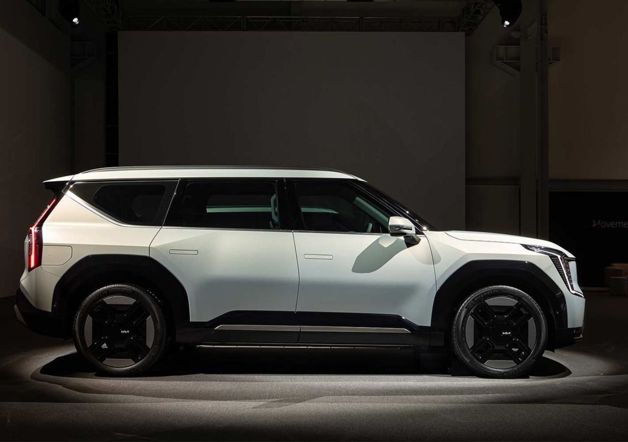 Kia EV5 2025 Review: The...