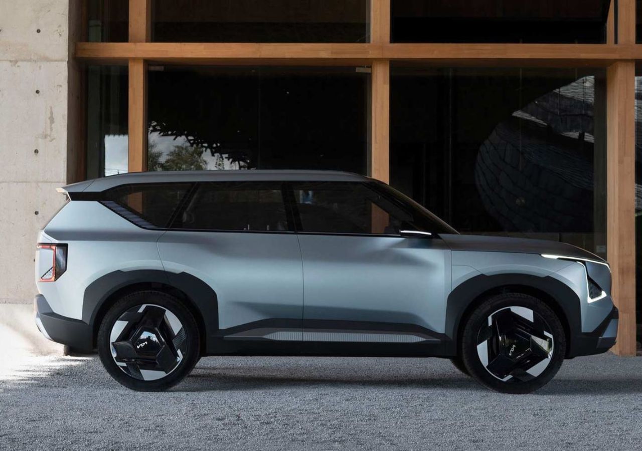 Kia EV5 2025 Review: The...