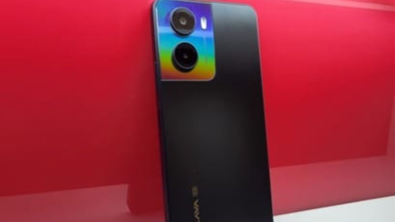 Lava Blaze Dragon India Launch...